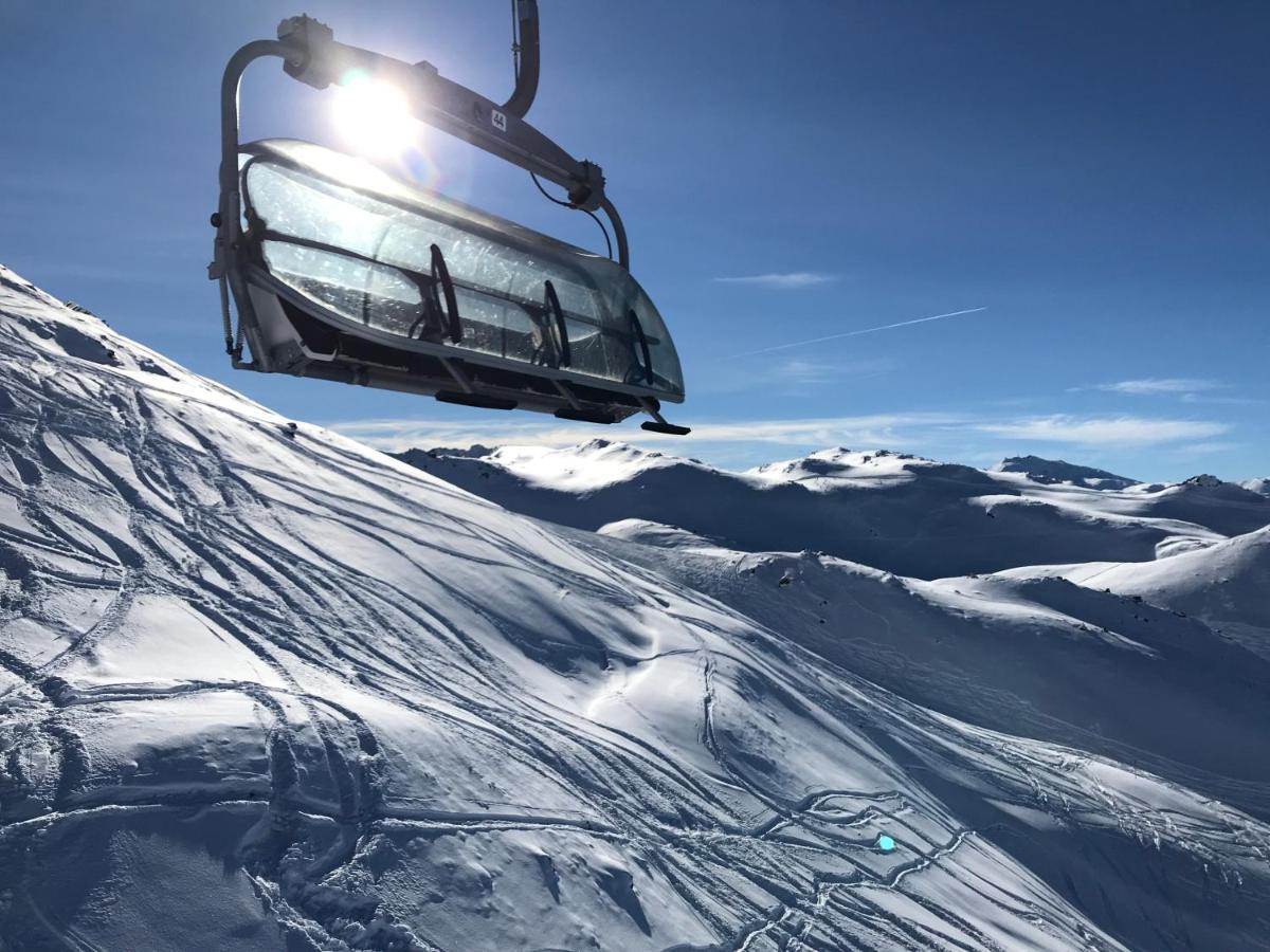 Two Bedroom Apartment La Voute, Chandon Near Meribel - Sleeps 4 Adults Or 2 Adults And 3 Children Les Allues 외부 사진