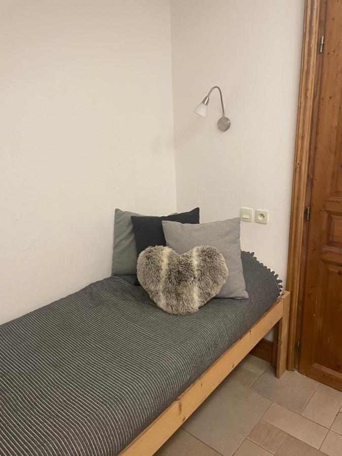 Two Bedroom Apartment La Voute, Chandon Near Meribel - Sleeps 4 Adults Or 2 Adults And 3 Children Les Allues 외부 사진